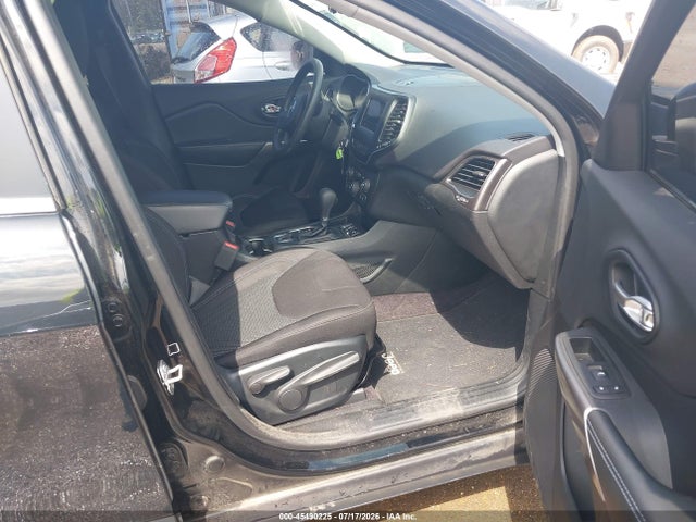 Продажа на аукционе авто 2019 Jeep Cherokee Latitude Fwd, vin: 1C4PJLCB5KD178105, номер лота: 45490225
