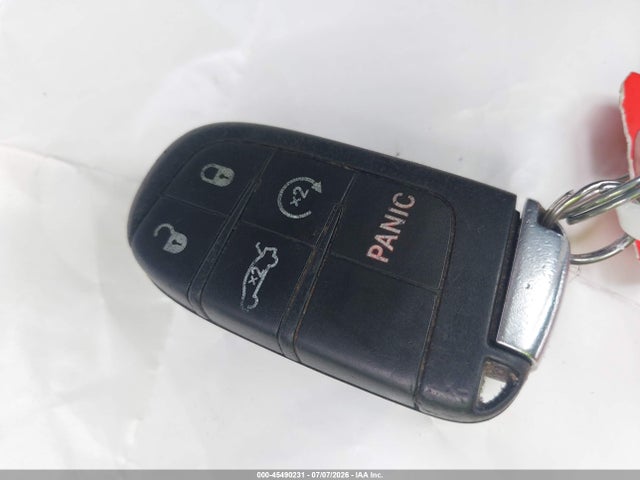 45490231 :رقم المزاد ، 2C3CCABG8GH304546 vin ، 2016 Chrysler 300 300s Alloy Edition مزاد بيع