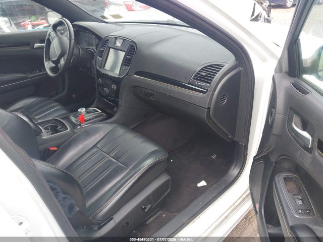 45490231 :رقم المزاد ، 2C3CCABG8GH304546 vin ، 2016 Chrysler 300 300s Alloy Edition مزاد بيع