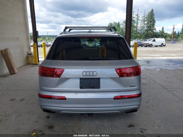 WA1VAAF77JD048239 Audi Q7 3.0t Premium