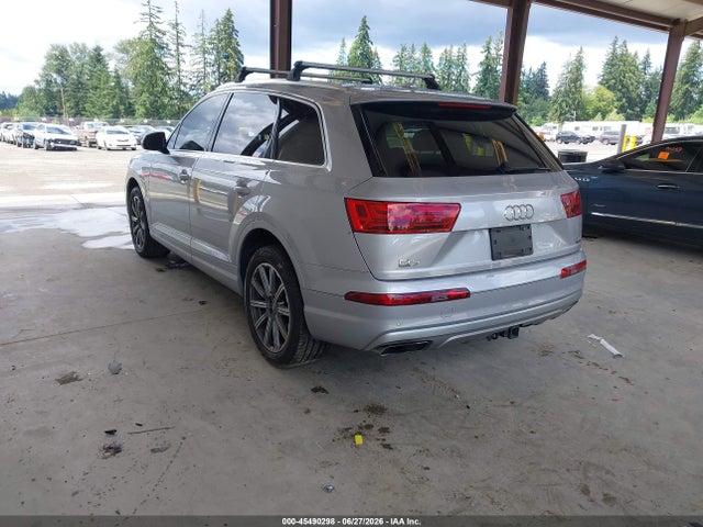 WA1VAAF77JD048239 Audi Q7 3.0t Premium