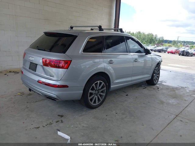 WA1VAAF77JD048239 Audi Q7 3.0t Premium