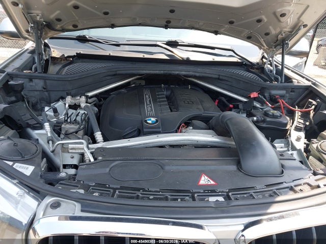 Продажа на аукционе авто 2015 Bmw X5 Xdrive35i, vin: 5UXKR0C55F0P04627, номер лота: 45490303