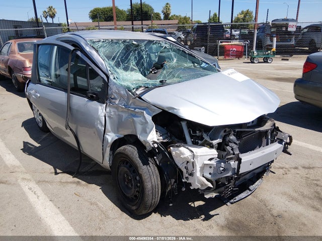 Toyota YARIS L 2015 VNKJTUD35FA028779 главное изображение