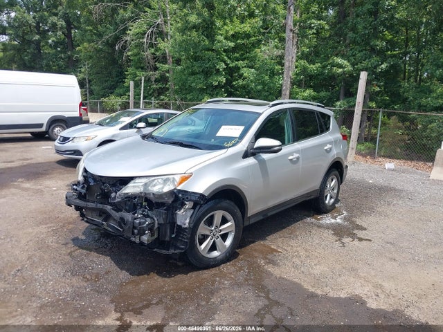 45490361 :رقم المزاد ، 2T3RFREV7FW370588 vin ، 2015 Toyota Rav4 Xle مزاد بيع