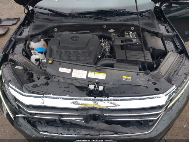 1VWBA7A35NC003275 Volkswagen Passat 2.0t Limited Edition