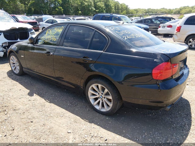 2011 Bmw 328i მანქანა იყიდება აუქციონზე, vin: WBAPH7G53BNN02103, აუქციონის ნომერი: 45490442