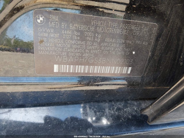 2011 Bmw 328i მანქანა იყიდება აუქციონზე, vin: WBAPH7G53BNN02103, აუქციონის ნომერი: 45490442