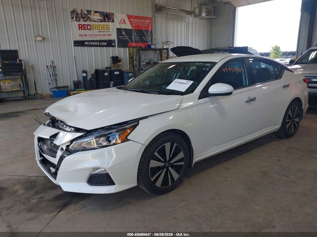 1N4BL4DV4MN402132 Nissan Altima Sv Fwd