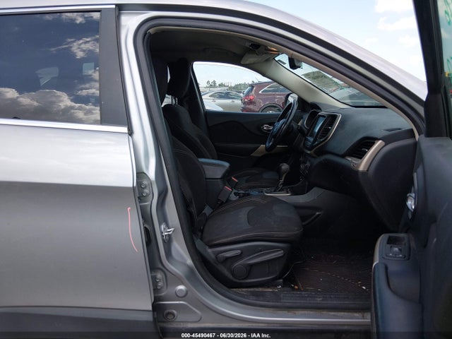 Jeep Cherokee Latitude 2017 1C4PJLCB9HW603161 Image 5