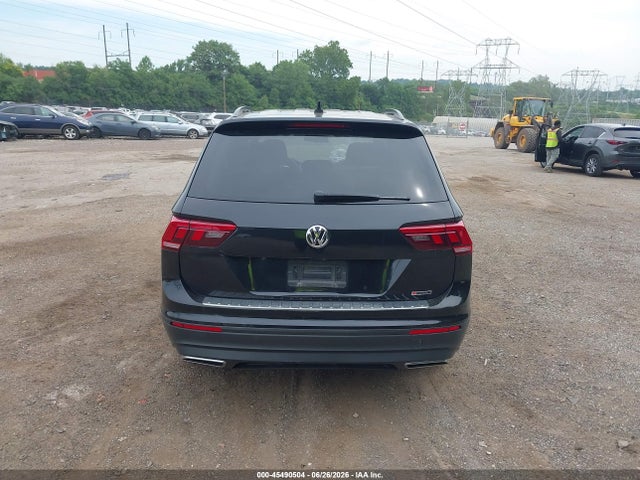 3VV2B7AX4KM092075 Volkswagen Tiguan 2.0t Se/2.0t Sel/2.0t Sel R-line/2.0t Sel R-line Black