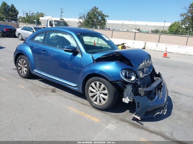 Volkswagen Beetle 2.0t Final Edition Se/2.0t Final Edition Sel/2.0t S 2019 3VWFD7AT2KM706691 zdjęcie główne