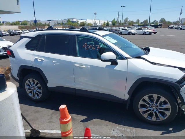 Toyota Rav4 Xle Premium 2023 2T3C1RFV4PW278567 Image 13