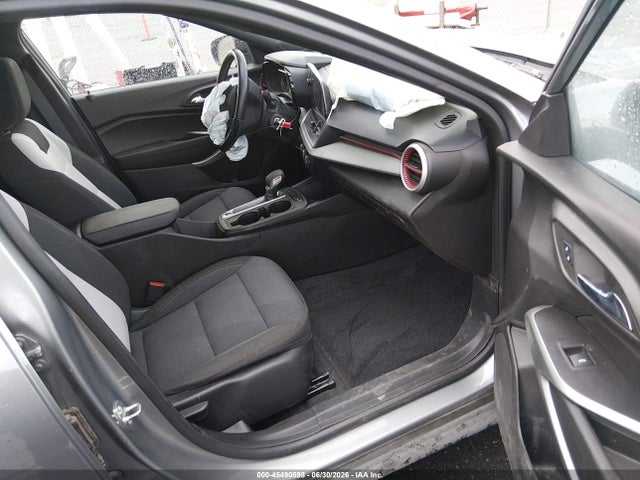 KL77LGE26RC096055 Chevrolet Trax Fwd 1rs