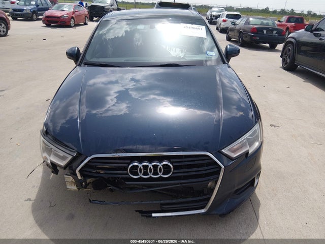 Audi A3 2018 WAUAUGFF4J1040250 Image 12