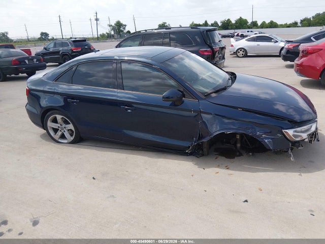 Audi A3 2018 WAUAUGFF4J1040250 Image 13