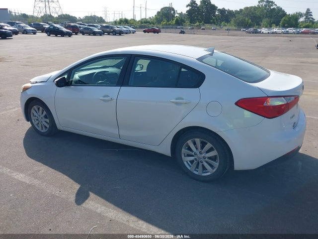 2016 Kia Forte Lx მანქანა იყიდება აუქციონზე, vin: KNAFX4A61G5470645, აუქციონის ნომერი: 45490650