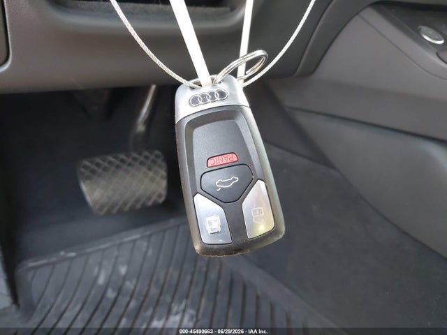 45490663 :رقم المزاد ، WAUENCF55JA084384 vin ، 2018 Audi A5 2.0t Premium مزاد بيع