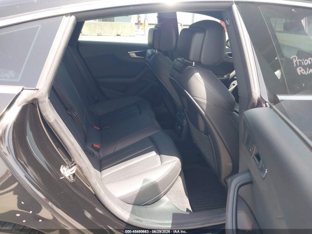 45490663 :رقم المزاد ، WAUENCF55JA084384 vin ، 2018 Audi A5 2.0t Premium مزاد بيع