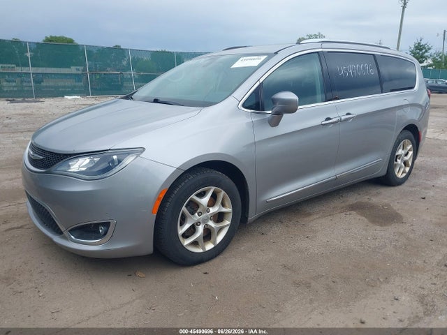 Aukcja sprzedaży 2017 Chrysler Pacifica Touring-l Plus, vin: 2C4RC1EG1HR543630, numer aukcji: 45490696
