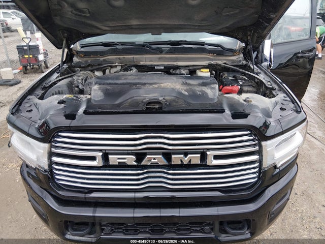 3C6UR5FLXMG682125 RAM 2500 Laramie 4x4 6&#039;4 Box