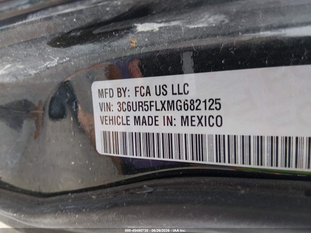 3C6UR5FLXMG682125 RAM 2500 Laramie 4x4 6&#039;4 Box