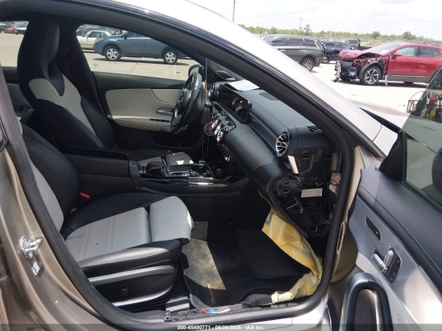 WDD5J5BB2LN063984 Mercedes-Benz Amg Cla 35 4matic