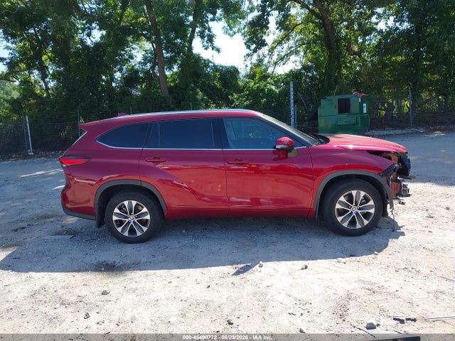 Toyota Highlander Xle 2021 5TDGZRBH6MS087725 Image 14