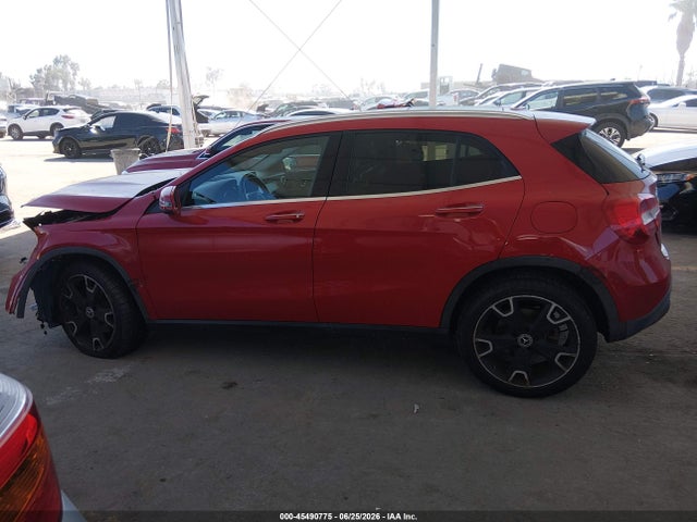 45490775 :رقم المزاد ، WDCTG4EBXKU003018 vin ، 2019 Mercedes-benz Gla 250 مزاد بيع