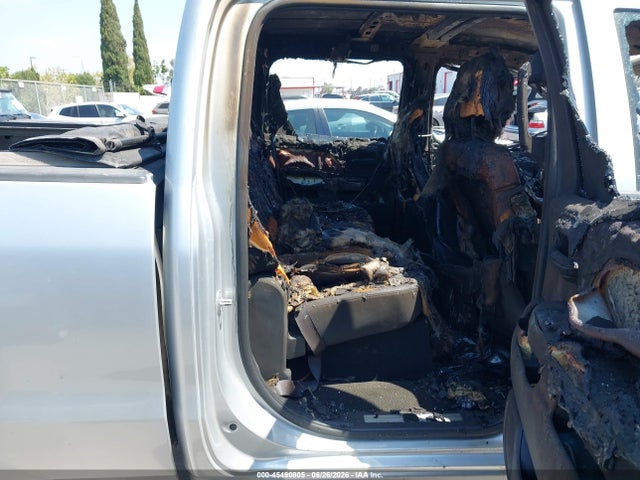 3GCUKREC1EG102543 Chevrolet Silverado 1500 Lt