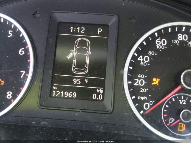 WVGAV7AX3FW505042 Volkswagen TIGUAN SE