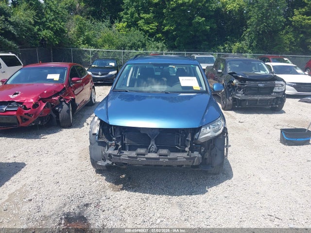 Продаж на аукціоні авто 2017 Volkswagen Tiguan 2.0t/2.0t S, vin: WVGAV7AX0HK033084, номер лоту: 45490927