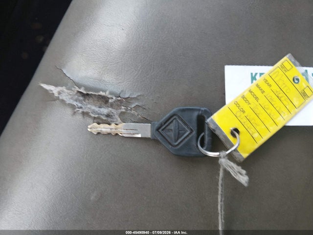 Продажа на аукционе авто 2005 International 7000 7400, vin: 1HTWEAAR55J042456, номер лота: 45490940