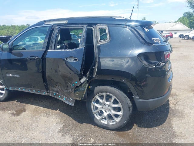 Продаж на аукціоні авто 2022 Jeep Compass Latitude Lux 4x4, vin: 3C4NJDFB9NT117881, номер лоту: 45490948