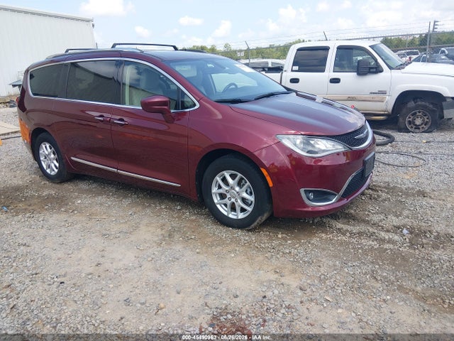 Auction sale of the 2020 Chrysler Pacifica Touring L, vin: 2C4RC1BG4LR250334, lot number: 45490963