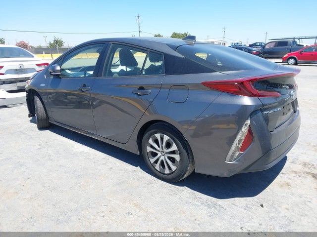 Toyota Prius Prime Le 2021 JTDKAMFP1M3165500 Image 3
