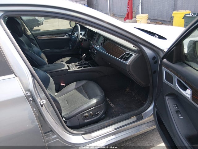 45491029 :رقم المزاد ، KMHGN4JE7FU015237 vin ، 2015 Hyundai Genesis 3.8 مزاد بيع
