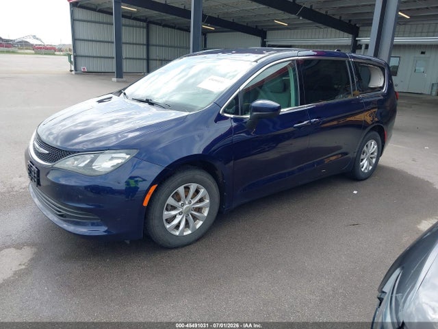 2017 Chrysler Pacifica Touring მანქანა იყიდება აუქციონზე, vin: 2C4RC1DG2HR578470, აუქციონის ნომერი: 45491031