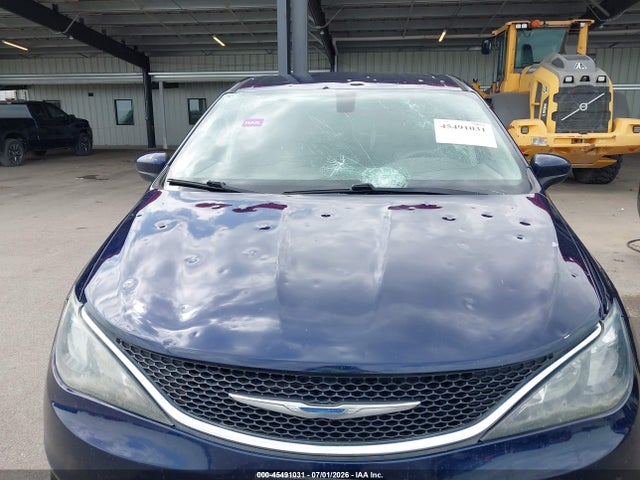 2017 Chrysler Pacifica Touring მანქანა იყიდება აუქციონზე, vin: 2C4RC1DG2HR578470, აუქციონის ნომერი: 45491031