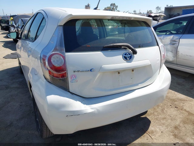 Toyota Prius C Two 2014 JTDKDTB36E1059271 Image 6