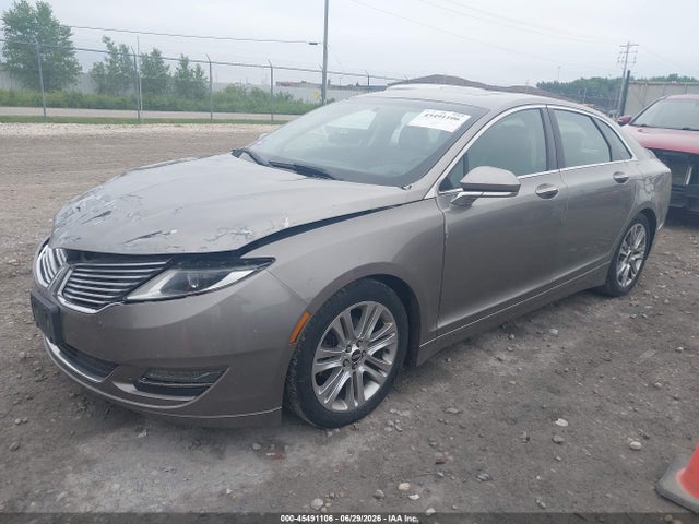 Lincoln MKZ 2015 3LN6L2J98FR601803 Image 2