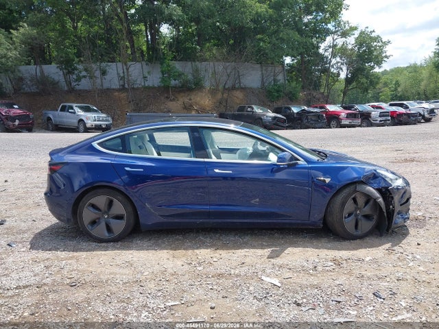 Продаж на аукціоні авто 2018 Tesla Model 3 Long Range/performance, vin: 5YJ3E1EBXJF075175, номер лоту: 45491170