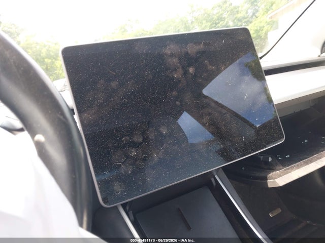 Продаж на аукціоні авто 2018 Tesla Model 3 Long Range/performance, vin: 5YJ3E1EBXJF075175, номер лоту: 45491170