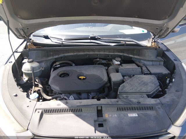 Hyundai TUCSON SE 2018 KM8J2CA48JU655188 Image 10