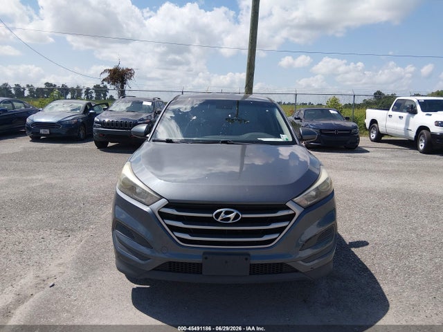 Hyundai TUCSON SE 2018 KM8J2CA48JU655188 Image 12