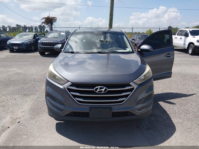 Hyundai TUCSON SE 2018 KM8J2CA48JU655188 Image 6