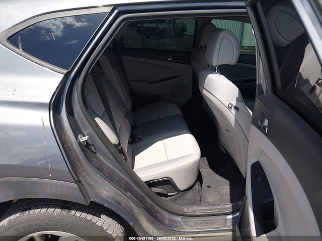 Hyundai TUCSON SE 2018 KM8J2CA48JU655188 Image 8