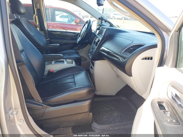 Продажа на аукционе авто 2015 Chrysler Town & Country Touring, vin: 2C4RC1BG1FR739987, номер лота: 45491246