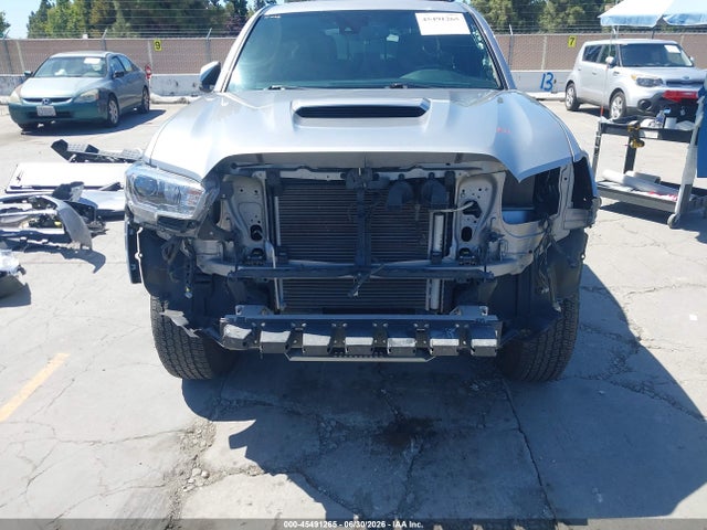 2020 Toyota Tacoma Trd Sport მანქანა იყიდება აუქციონზე, vin: 3TMDZ5BN0LM093665, აუქციონის ნომერი: 45491265