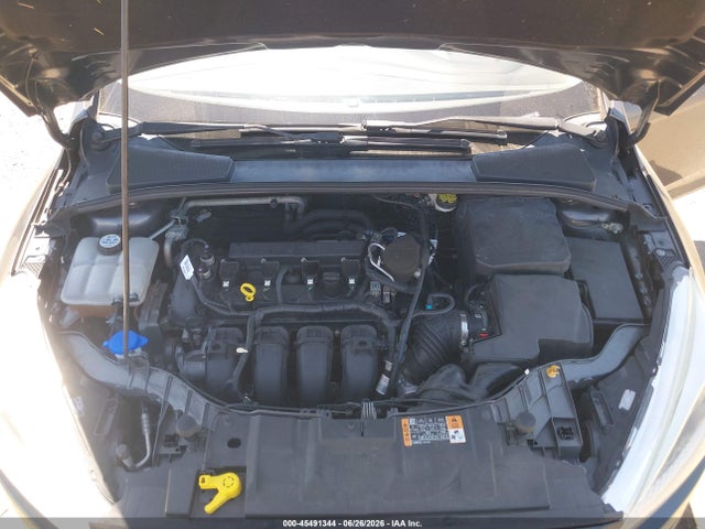 Ford FOCUS SE 2016 1FADP3F23GL250113 Image 10